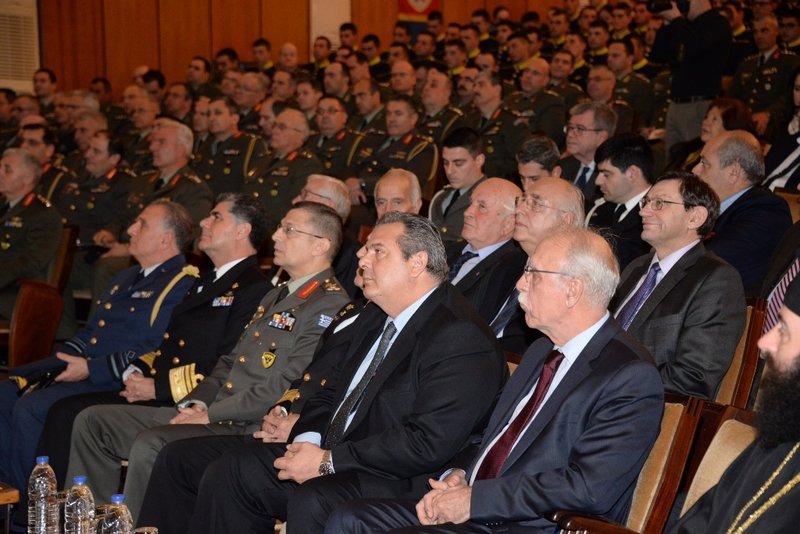 Καμμένος: Καταθέσαμε πρόταση αλλαγής της εισόδου στις στρατιωτικές σχολές -Πέμπτος κλάδος στα Λύκεια | iefimerida.gr 0