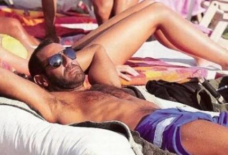 Τι έχει βαλθεί ντε και καλά να μάθει το φετινό καλοκαίρι ο Αντώνης Κανάκης | iefimerida.gr 0