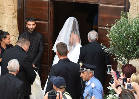 Η πρώην του Τζορτζ Κλούνεϊ τον πρόλαβε και παντρεύτηκε πριν από αυτόν -Ηταν απλά εκθαμβωτική [εικόνες] | iefimerida.gr 4