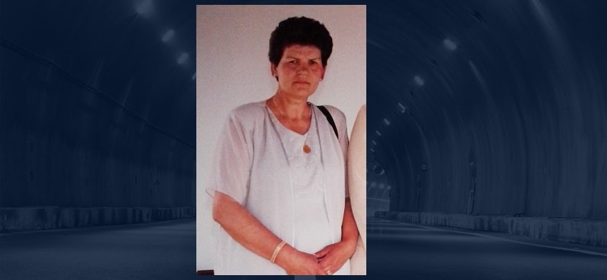Μια viral ανάρτηση για τη Σύρμω Κανλίδου που την έψαχνε η Νικολούλη και βρέθηκε κρεμασμένη σε δέντρο | iefimerida.gr 0