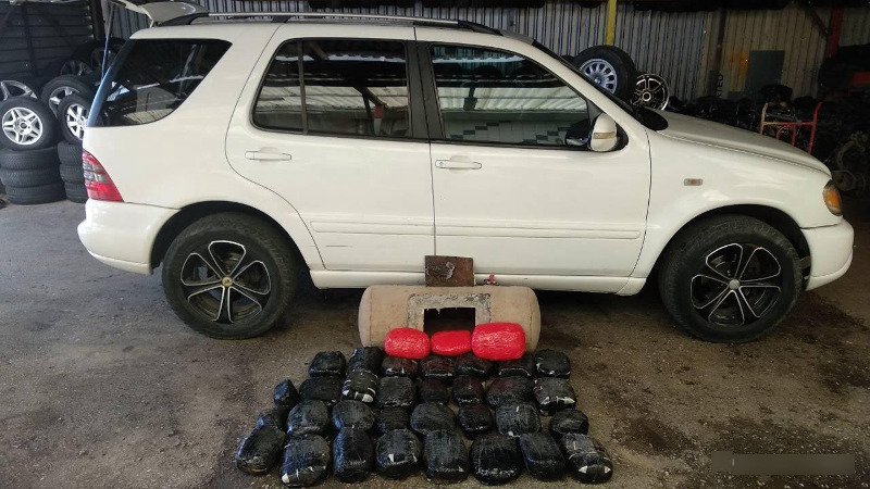 Εκρυβαν τα ναρκωτικά στο ρεζερβουάρ των καυσίμων υγραερίων [εικόνες]  | iefimerida.gr 0