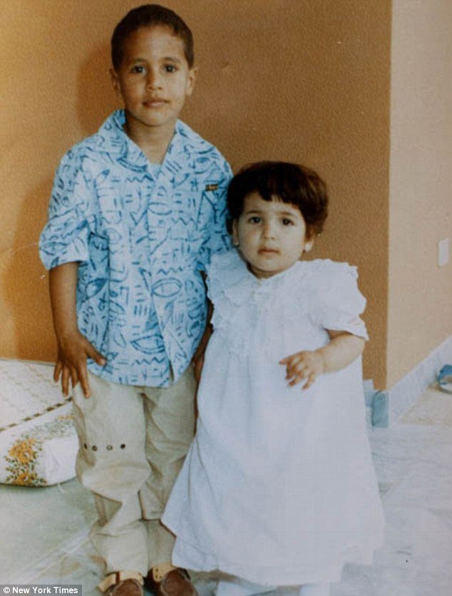 Το οικογενειακό άλμπουμ ενός δικτάτορα [photos] | iefimerida.gr 4