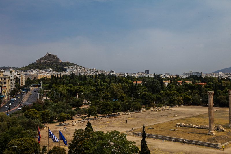Οι καπνοί που πνίγουν την Αττική από τη φωτιά, όπως φαίνονται από το κέντρο της Αθήνας [εικόνες] | iefimerida.gr 4