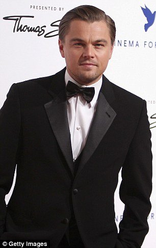 H νέα ξανθιά που κέρδισε μία θέση στη συλλογή του Ντι Κάπριο-Με ποια σέξι «τα σπάει» τα βράδια ο σταρ [εικόνες] | iefimerida.gr 1