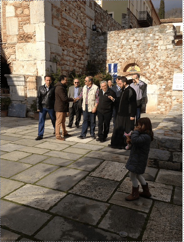 Ο Κώστας Καραμανλής φανερά αδυνατισμένος χειροκροτήθηκε σε γαμήλιο γλέντι στη Λιβαδειά [εικόνα]    | iefimerida.gr 0