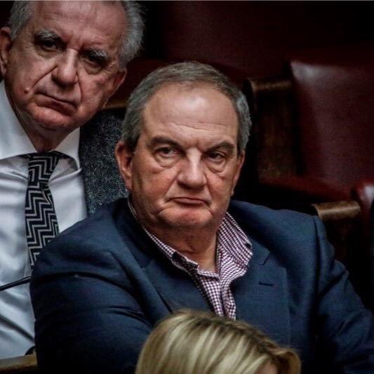 Ο Τσίπρας με το κομπολόι -Η μαραθώνια συνεδρίαση στη Βουλή μέσα από τον φωτογραφικό φακό [εικόνες] | iefimerida.gr 1