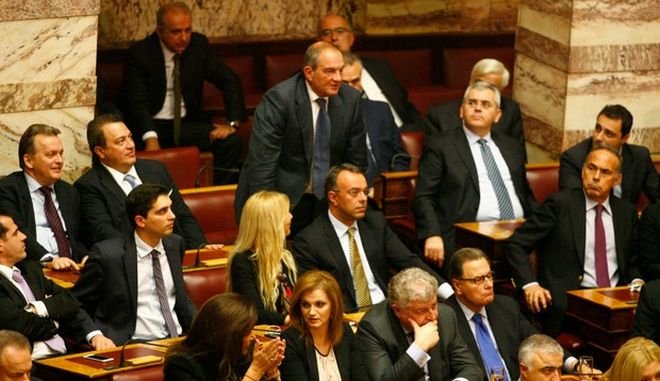 Σταύρος Δήμας: 160 ναι, 135 παρών | iefimerida.gr 0