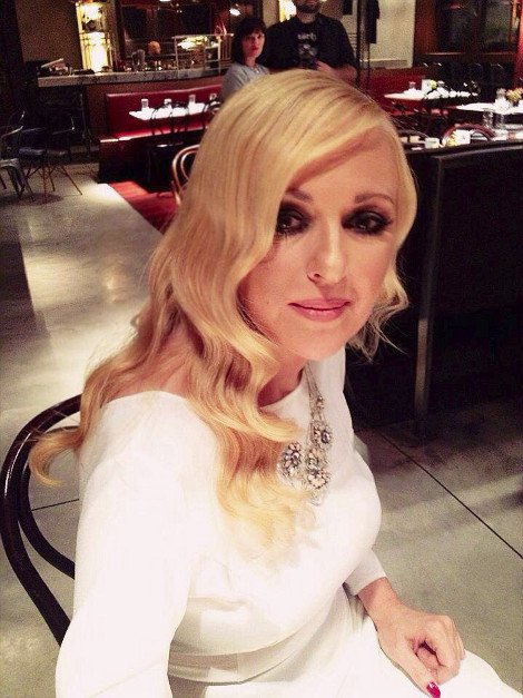 Η μεγάλη αλλαγή της Κοραλίας Καράντη -Αγνώριστη η ηθοποιός με το πλατινέ μαλλί [εικόνες] | iefimerida.gr 0