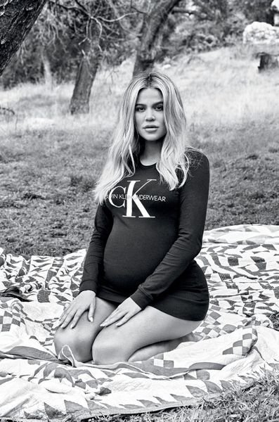 Πέντε αδελφές-χρυσωρυχείο: Οι Καρντάσιαν «ξαναχτυπούν» με διαφήμιση [εικόνες] | iefimerida.gr 2