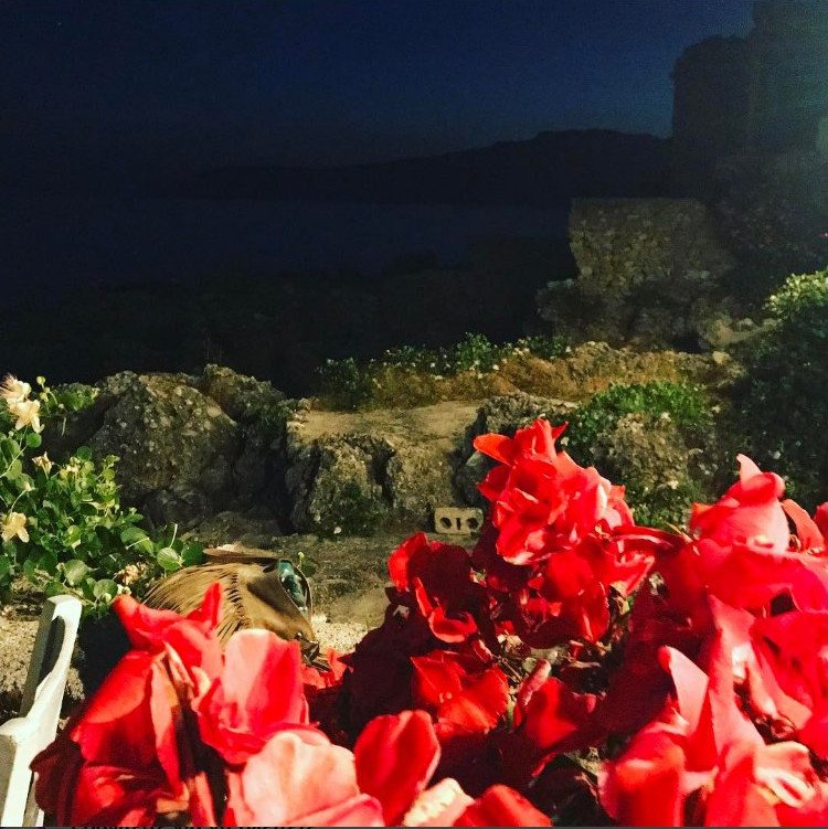 Οι υπέροχες φωτογραφίες της Τζένης Μπαλατσινού στη Μεσσηνιακή Μάνη -Θέλεις να πας [εικόνες]  | iefimerida.gr 4