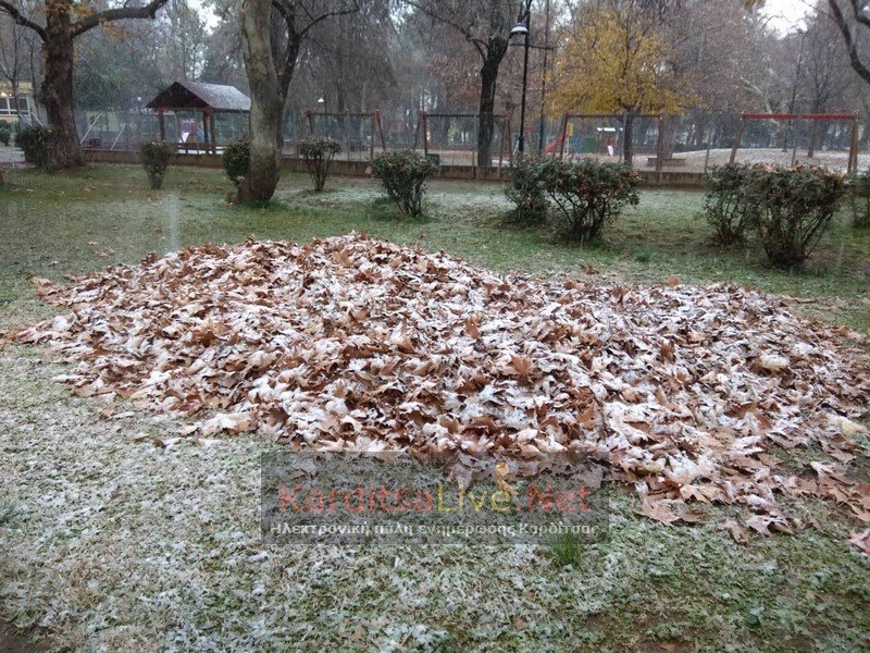 Ψυχρή εισβολή σε ολόκληρη τη χώρα -Στα λευκά η μισή χώρα [εικόνες] | iefimerida.gr 0