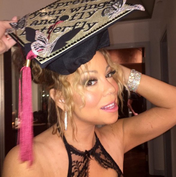 Η Μαράια Κάρει πιο προκλητική από ποτέ- Ποζάρει με δαντελένιο, διαφανές εσώρουχο [εικόνες] | iefimerida.gr 0