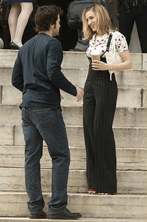 Αυτά τα 15 ντυσίματα μόνο η Κάρι Μπράντσο μπορούσε να τα κάνει -Σε οποιαδήποτε άλλη θα έμοιαζαν δεύτερα [εικόνες] | iefimerida.gr 13