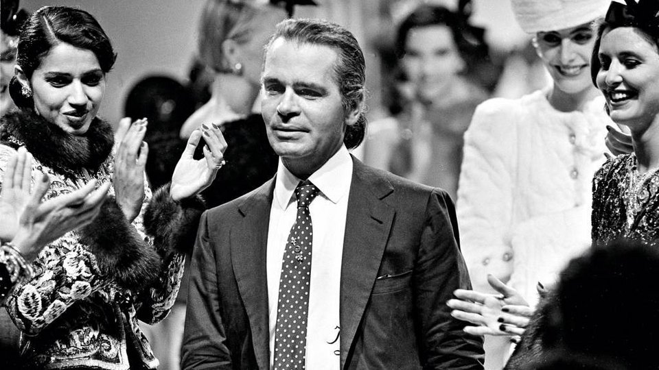 Γιατί ο Καρλ Λάγκερφελντ τα 'βαλε με τη Μέρκελ -Οι Εβραίοι και οι μετανάστες [εικόνες] | iefimerida.gr 2