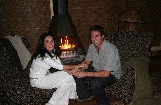 Φιλορώσοι έκλεψαν και χρησιμοποίησαν τις πιστωτικές κάρτες από τα θύματα του Boeing [εικόνες] | iefimerida.gr 0