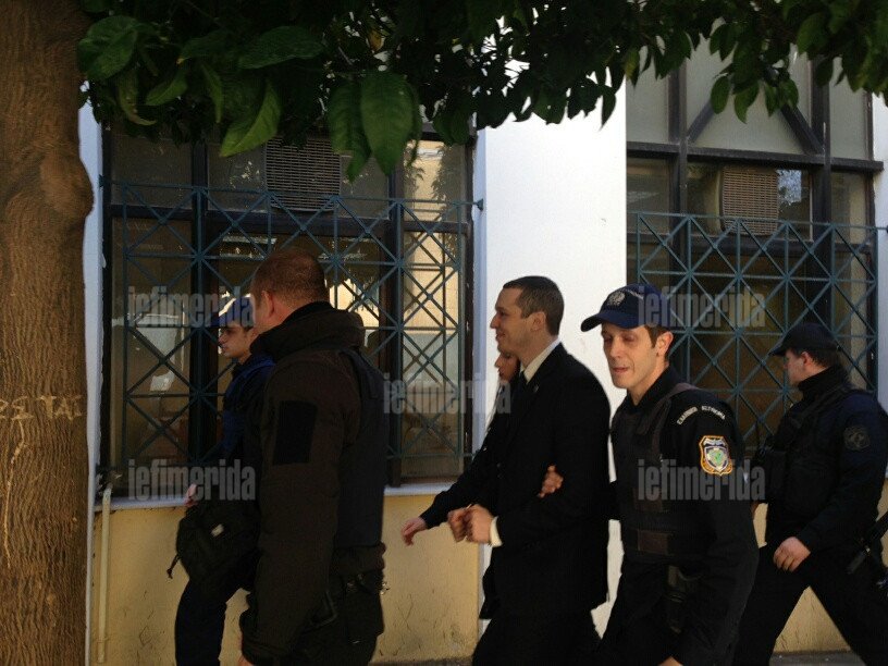 Καισιδιάρης για βίντεό του που είχε δημοσιεύσει η Εφ.Συν.: Ηταν αναπαράσταση της ταινίας «Χόμπι μου ο βιασμός» | iefimerida.gr 1