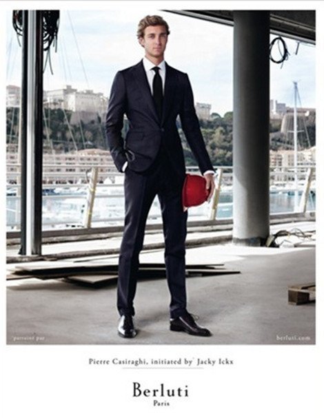 Πασίγνωστος Ευρωπαίος γαλοζοαίματος κάνει το ντεμπούτο του στο μόντελινγκ [εικόνα] | iefimerida.gr 0