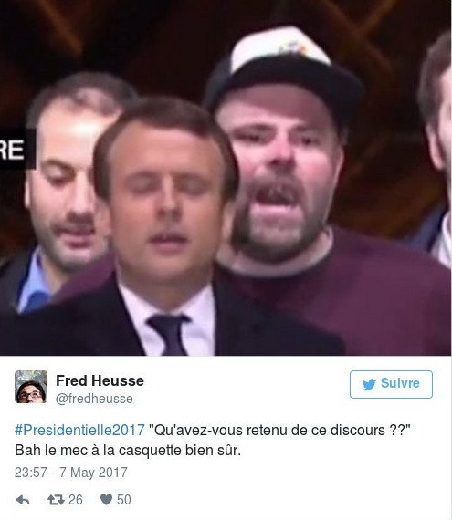 Viral ο άντρας με το κασκέτο πίσω από τον Μακρόν -«Σαν Ελληνας που άκουσε θόρυβο κι ανέβηκε!» [εικόνες] | iefimerida.gr 3