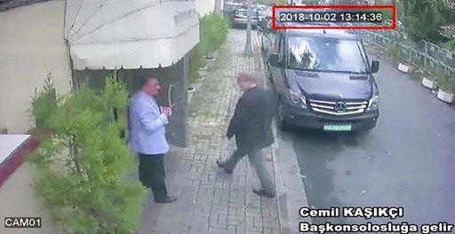 Η φωτογραφία της Hurriyet, με τον Κασόγκι να μπαίνει στο προξενείο
