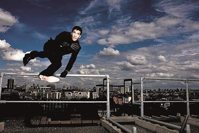 Ο κακός του Τζέιμς Μποντ χθες έπινε ποτό στο Κολωνάκι [εικόνες] | iefimerida.gr 2