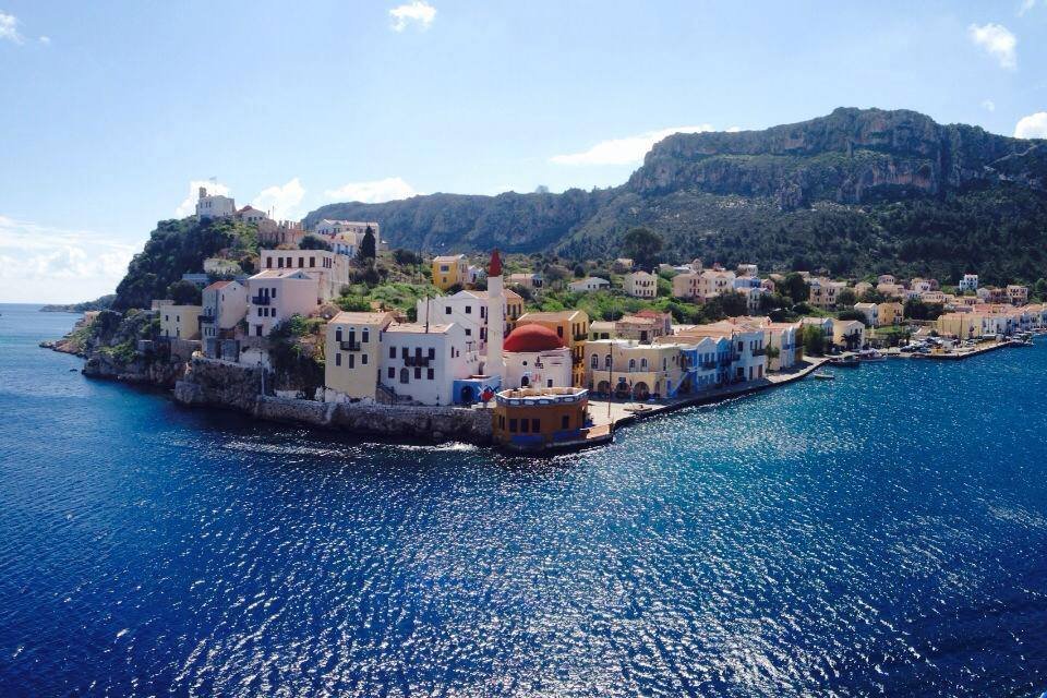 Καστελόριζο-Σύμη-Θάσος: Γιατί θεωρούνται τα τέλεια ελληνικά μικρά νησιά [εικόνες] | iefimerida.gr 2