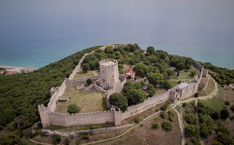 Το επιβλητικό Κάστρο του Πλαταμώνα -Δεσπόζει στα νοτιοανατολικά του Ολύμπου [εικόνες] | iefimerida.gr 0