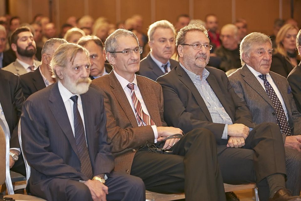 Ιπποδρομίες ΑΕ: Τα άλογα στην αφετηρία | iefimerida.gr 2