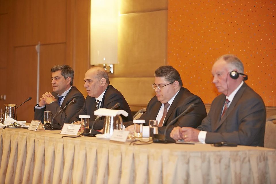 Ιπποδρομίες ΑΕ: Τα άλογα στην αφετηρία | iefimerida.gr 1