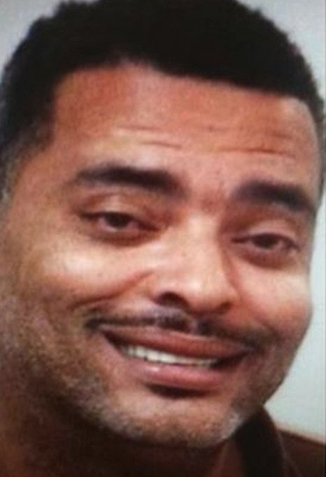 Καταζητούμενος με χιούμορ: Eστειλε στην αστυνομία μια selfie γιατί δεν του άρεσε η φωτογραφία που είχαν δώσει στη δημοσιότητα [εικόνες]  | iefimerida.gr 0