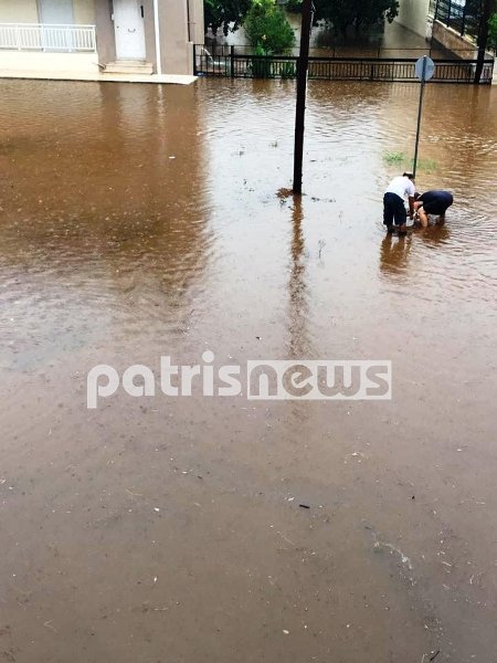 Εικόνες καταστροφής από τη θεομηνία που έπνιξε τη μισή Ελλάδα [εικόνες & βίντεο] | iefimerida.gr 8