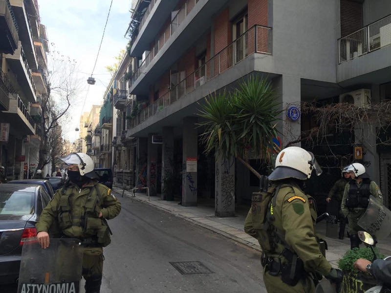 Σε εξέλιξη τρεις επιχειρήσεις εκκένωσης καταλήψεων -Σε Εξάρχεια και Κουκάκι | iefimerida.gr 0