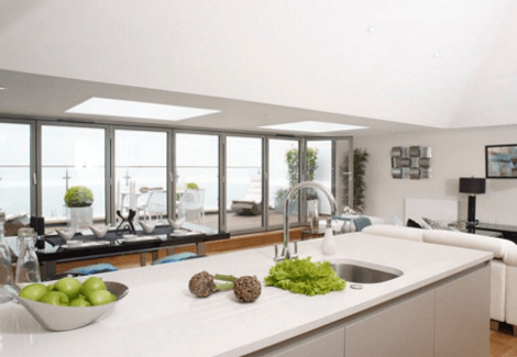 Πώς ένα καταφύγιο του Β' Παγκόσμιου Πολέμου μετατράπηκε σε δύο ντιζαϊνάτα, χλιδάτα σπίτια αξίας 1 εκατ. ευρώ [εικόνες] | iefimerida.gr 3