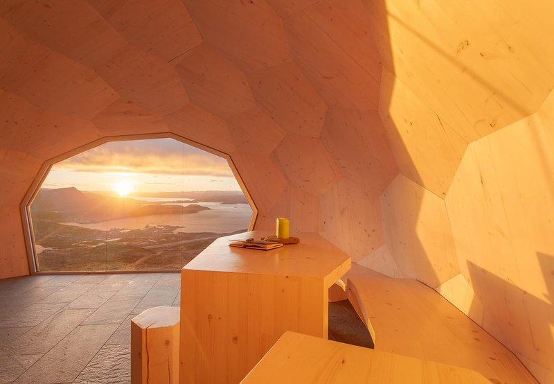 Το νορβηγικό καταφύγιο στην άκρη του βουνού -Με θέα που καθηλώνει [εικόνες] | iefimerida.gr 5