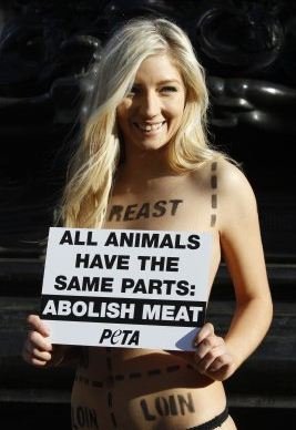 Μοντέλο γδύθηκε στην καρδιά του Λονδίνου για τα ζώα [εικόνες]  | iefimerida.gr 2