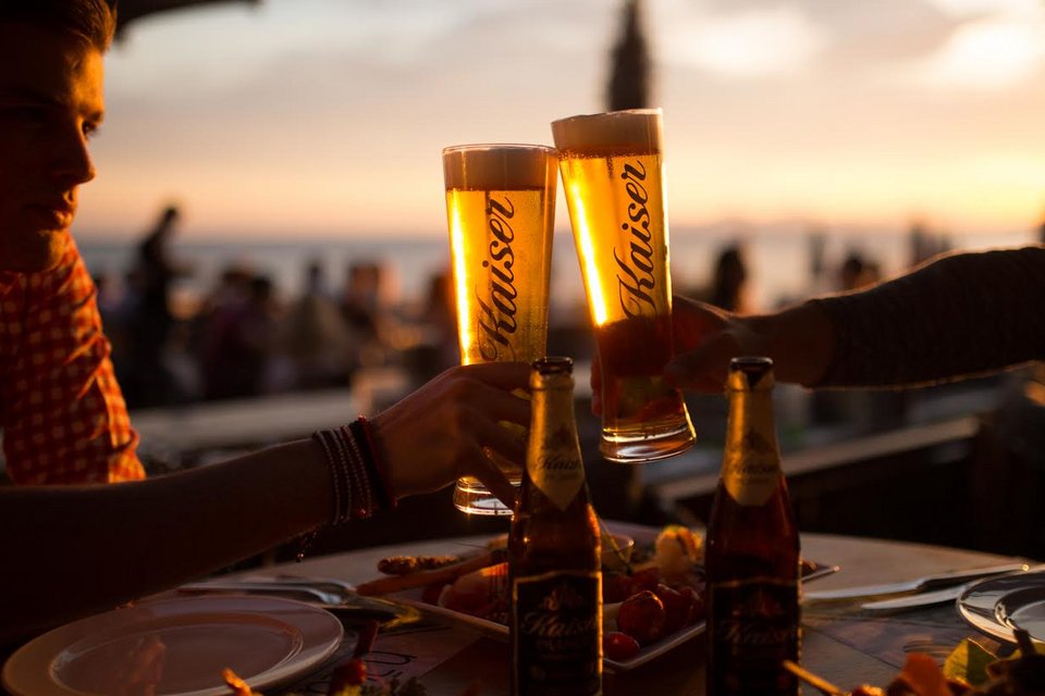 KAISER Ultimate After Work Events: Τώρα τα καλύτερα meetings είναι… μετά τη δουλειά! | iefimerida.gr 1