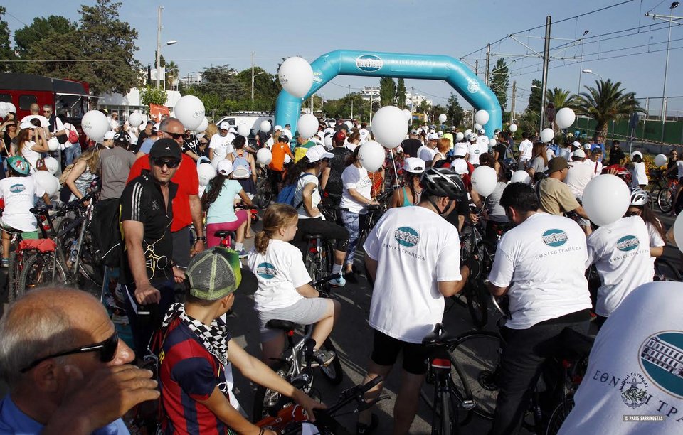 Εγκαινιάστηκε το σύστημα κοινόχρηστων ποδηλάτων στη Γλυφάδα [εικόνες] | iefimerida.gr 1