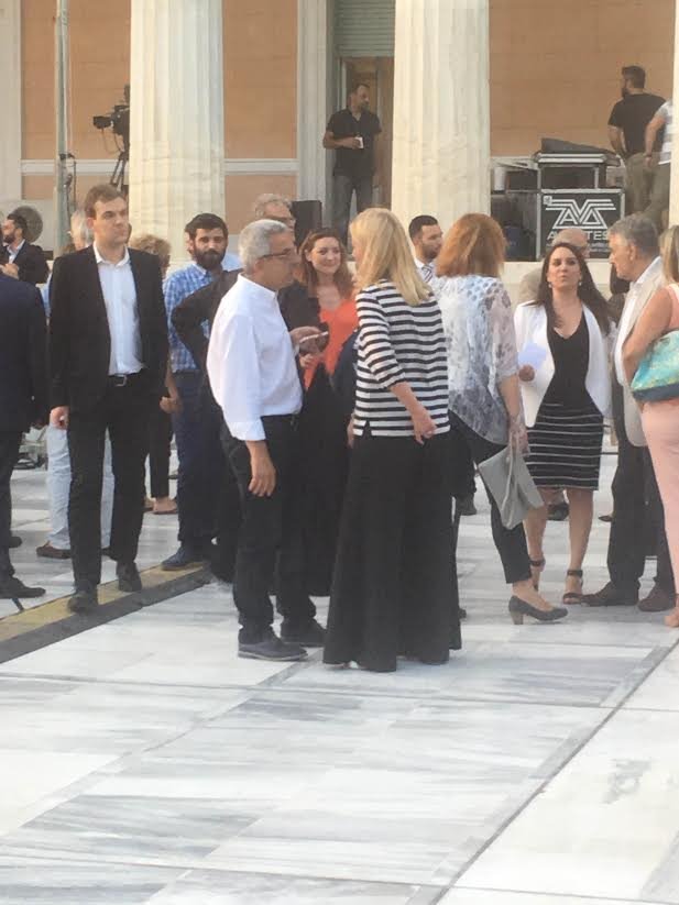 Μόνο ο Λεβέντης στο πλάι του Τσίπρα στην ομιλία του για τη Συνταγματική Αναθεώρηση [εικόνες] | iefimerida.gr 12