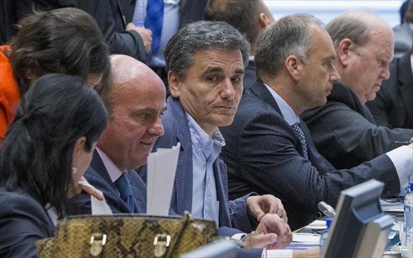 Κυβέρνηση: Καταθέσαμε στο Eurogroup την πρόταση Γιούνκερ | iefimerida.gr 0