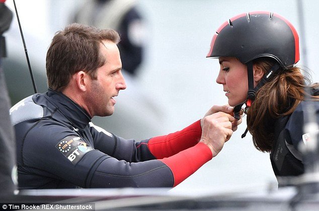 Ψίθυροι στη Βρετανία: Ο ολυμπιονίκης που λαχταρά να συναντά η Κέιτ Μίντλετον -Τα τετ α τετ τους [εικόνες] | iefimerida.gr 3