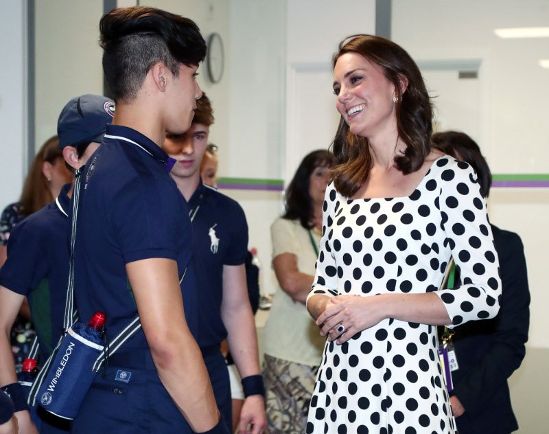 Τέλος το κλασικό μακρύ μαλλί για την Κέιτ Μίντλετον -Και αυτή με κούρεμα Lob [εικόνες] | iefimerida.gr 3