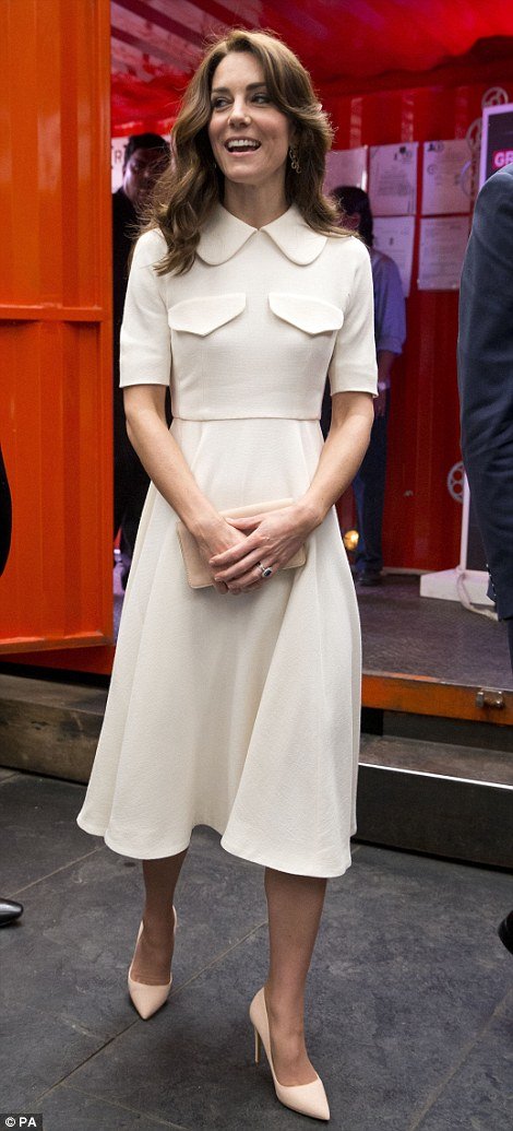 Η Κέιτ Μίντλετον ως άλλη Μέριλιν -Το φόρεμα στον αέρα [εικόνες] | iefimerida.gr 12