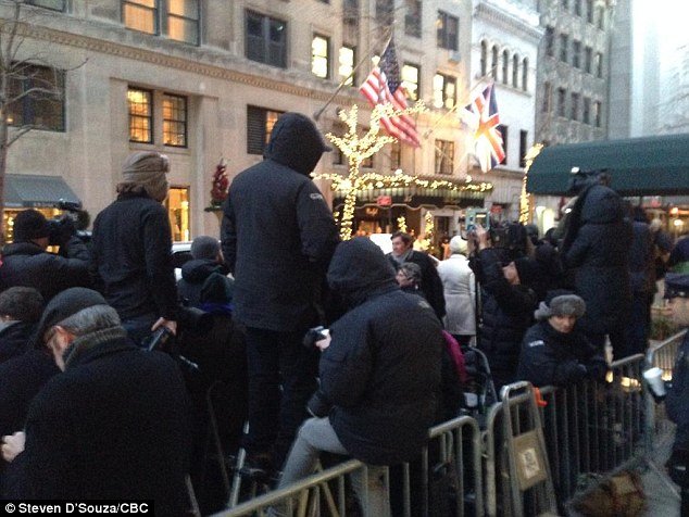 Στη Νέα Υόρκη ο πρίγκιπας Ουίλιαμ και η εγκυμονούσα Κέιτ [εικόνες & βίντεο] | iefimerida.gr 10