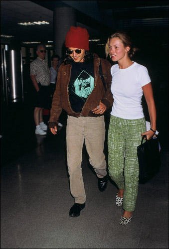 Κέιτ Μος & Τζόνι Ντεπ: Σεξ, ναρκωτικά και ροκ εν ρολ -Μια σχέση πάθους [εικόνες] | iefimerida.gr 3