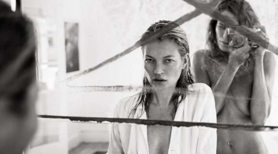 Η Κέιτ Μος άβαφη και ημίγυμνη στα 41 της -Σαν κοριτσάκι [εικόνες] | iefimerida.gr 6