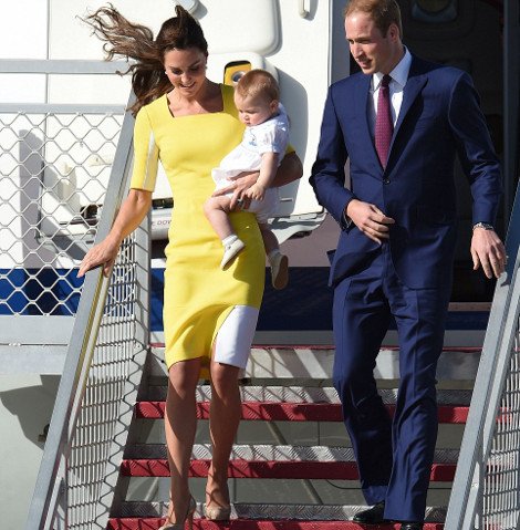 Μέγα φάουλ από τον πρίγκιπα Γουίλιαμ: Γιατί είπε στην Κέιτ Μίντλετον ότι μοιάζει με μπανάνα [εικόνες] | iefimerida.gr 0