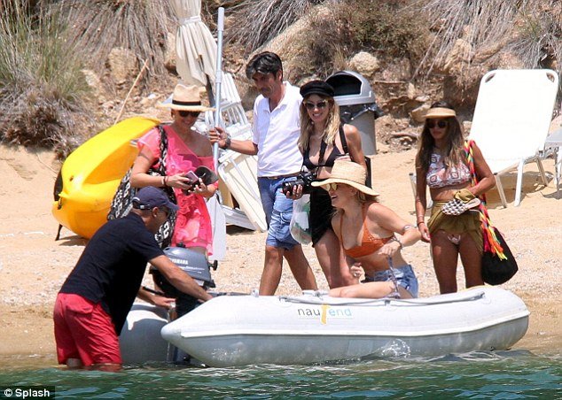 Το ελληνικό νησί που λατρεύει το Χόλιγουντ -Και δεν είναι η Σαντορίνη, ούτε η Μύκονος [εικόνες] | iefimerida.gr 2