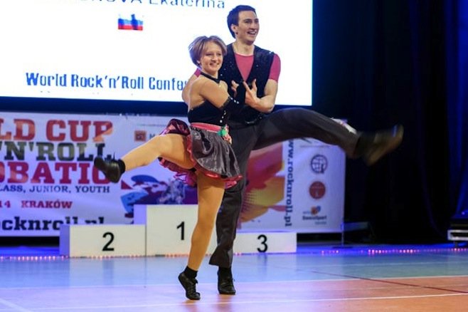 Χώρισε την κόρη του Πούτιν, τα έφτιαξε με Λονδρέζα socialite και το πλήρωσε ακριβά! Τα... αντίποινα της Μόσχας! [εικόνες] | iefimerida.gr 1