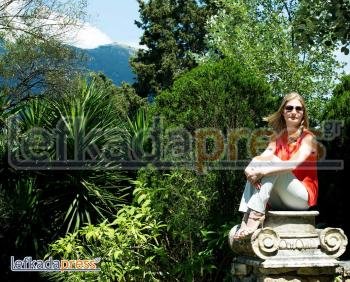 Η Αικατερίνα Ριμπολόβλεβα μιλά για πρώτη φορά σε ελληνικό μέσο -Ερωτευμένη με το νησί και τους ανθρώπους [εικόνες&βίντεο] | iefimerida.gr 4