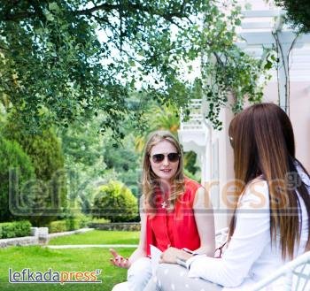 Η Αικατερίνα Ριμπολόβλεβα μιλά για πρώτη φορά σε ελληνικό μέσο -Ερωτευμένη με το νησί και τους ανθρώπους [εικόνες&βίντεο] | iefimerida.gr 1