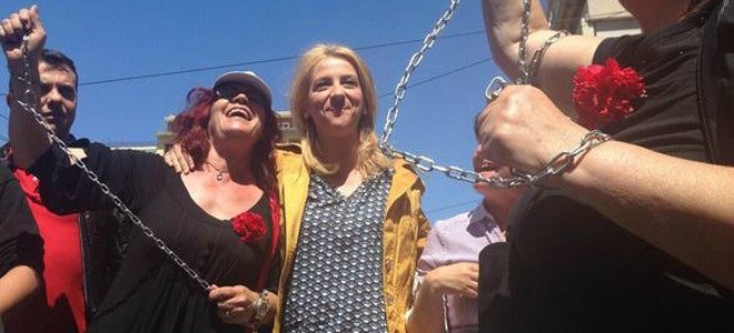 Φωτεινή Νικηταρά, η καθαρίστρια που εξελέγη περιφερειακή σύμβουλος με τη Ρένα Δούρου | iefimerida.gr 1